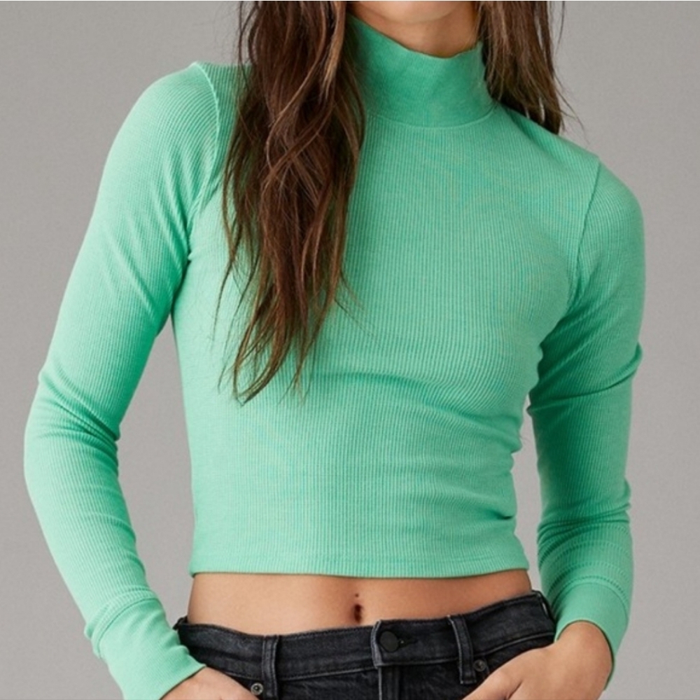 American Eagle Mock Neck Top NWT Small Ribbed Spring Green Stretch Comfy Cute